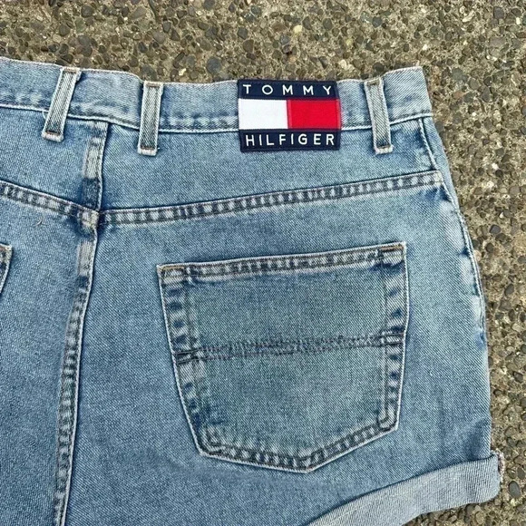 Vintage Tommy Jeans Denim Shorts  Size 38 - Picture 4 of 7